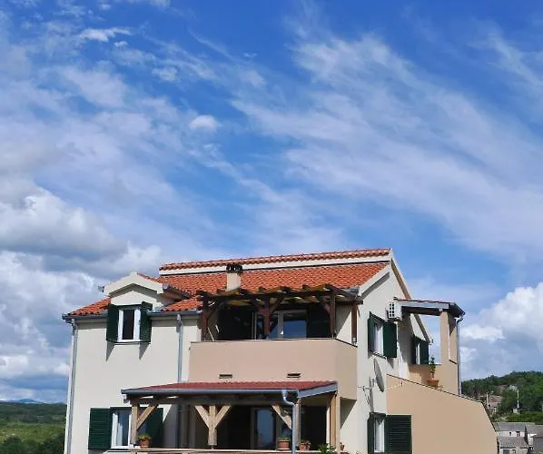 Carnizza Apartment