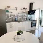 Carnizza Apartment *