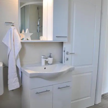 아파트 Carnizza *